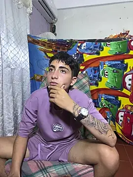 Snapshot of MichaelMiller20261 chatting on 02/08/26, 04:05 MichaelMiller20261 online show from 02/08/26, 04:05