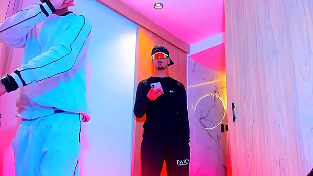 Snapshot of TheBatMansion chatting on 02/03/26, 02:53 TheBatMansion online show from 02/03/26, 02:53