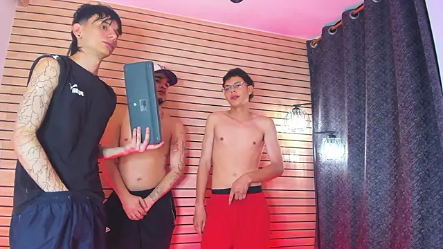 TheBatMansion online show from 03/20/26, 02:05