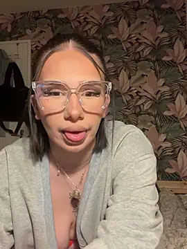 leannabbyy online show from 02/06/26, 08:34