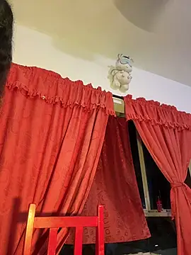 Snapshot of mariana_doll2 chatting on 02/02/26, 02:32 mariana doll2 online show from 02/02/26, 02:32