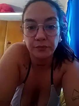 Snapshot of kuramaqueen chatting on 02/05/26, 10:20 kuramaqueen online show from 02/05/26, 10:20