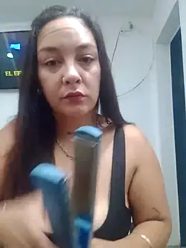 Snapshot of kuramaqueen chatting on 03/01/26, 08:16 kuramaqueen online show from 03/01/26, 08:16