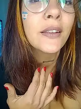 Snapshot of kuramaqueen chatting on 06/17/26, 04:04 kuramaqueen online show from 06/17/26, 04:04