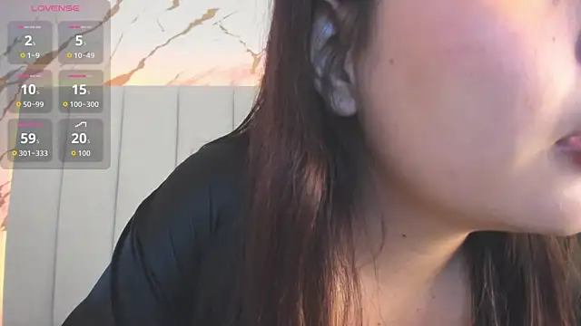 mia serena  online show from 02/10/26, 07:40