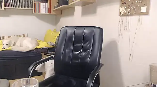 katemodel online show from 12/21/24, 02:04