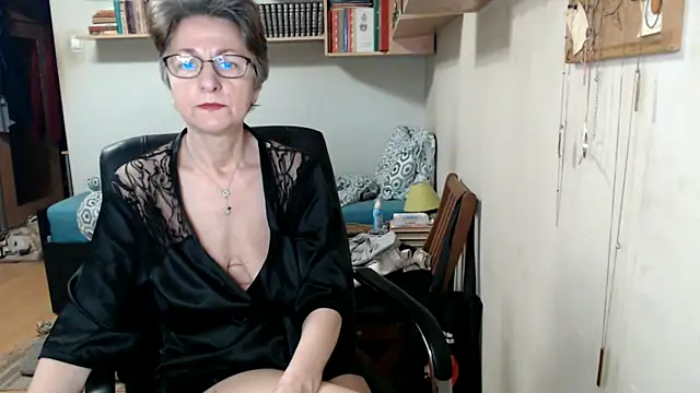 katemodel online show from 09/25/25, 06:17