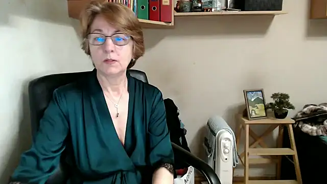 katemodel online show from 03/27/26, 08:26