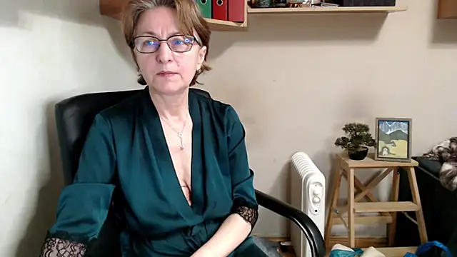 katemodel online show from 04/08/26, 06:57