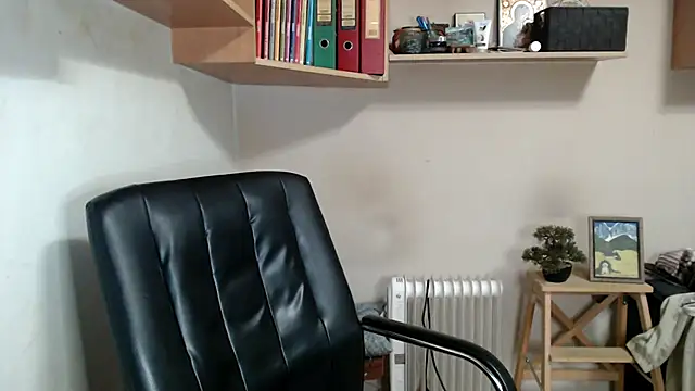 katemodel online show from 04/21/26, 07:03