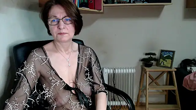 katemodel online show from 06/17/26, 06:05