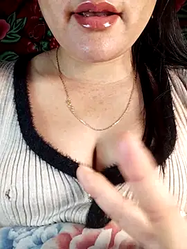 Snapshot of Reina_Fcup01 chatting on 02/09/26, 05:22 Reina Fcup01 online show from 02/09/26, 05:22