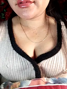 Snapshot of Reina_Fcup01 chatting on 02/10/26, 02:04 Reina Fcup01 online show from 02/10/26, 02:04