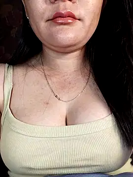 Snapshot of Reina_Fcup01 chatting on 02/20/26, 12:51 Reina Fcup01 online show from 02/20/26, 12:51