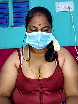 Snapshot of TamilSembaruthi143 chatting on 02/13/26, 07:43 TamilSembaruthi143 online show from 02/13/26, 07:43