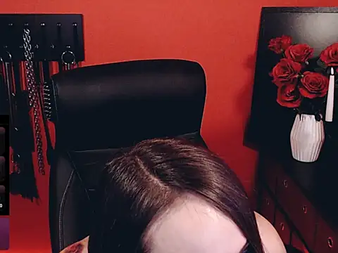 Snapshot of _MissJaneWarren_ chatting on 02/05/26, 02:11 MissJaneWarren online show from 02/05/26, 02:11