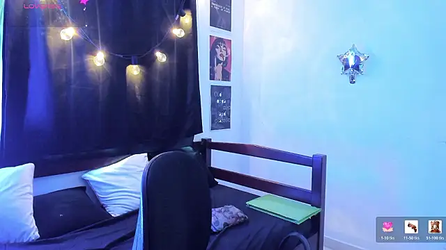 Snapshot of SamanthaGriim chatting on 02/21/26, 10:11 SamanthaGriim online show from 02/21/26, 10:11