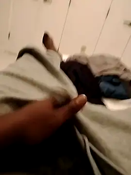 Snapshot of Droski21 chatting on 02/28/26, 07:42 Droski21 online show from 02/28/26, 07:42