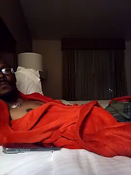 Snapshot of palmdaledyker chatting on 02/28/26, 12:28 palmdaledyker online show from 02/28/26, 12:28