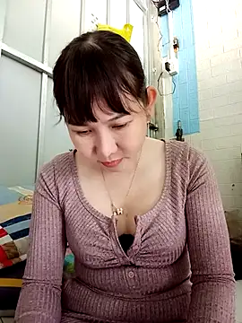 Snapshot of Ana-love2026 chatting on 02/04/26, 02:28 Ana-love2026 online show from 02/04/26, 02:28