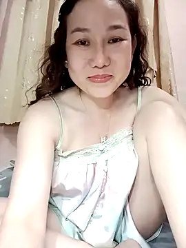 Ana-love2026 online show from 04/22/26, 03:02