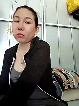 Ana-love2026 online show from 04/29/26, 02:37