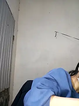 Daisy-lusia2026 online show from 04/14/26, 02:45