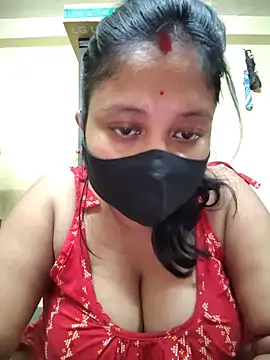 Snapshot of Curvy_Trisha chatting on 06/07/26, 04:44 Curvy Trisha online show from 06/07/26, 04:44
