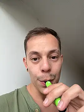 AxelMuller online show from 02/08/26, 01:03