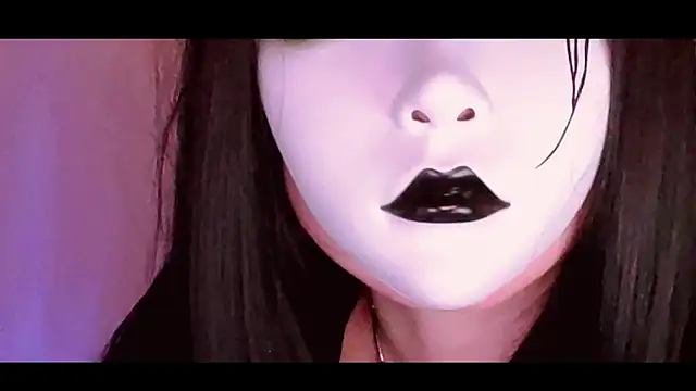 NoirLiliyaa online show from 02/27/26, 07:03