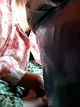 Chacha-ko online show from 04/13/26, 02:28