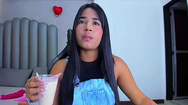 Shirleytaylor- online show from 03/20/26, 11:37