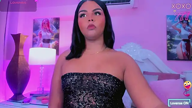 Maia Hotts online show from 03/30/26, 07:48