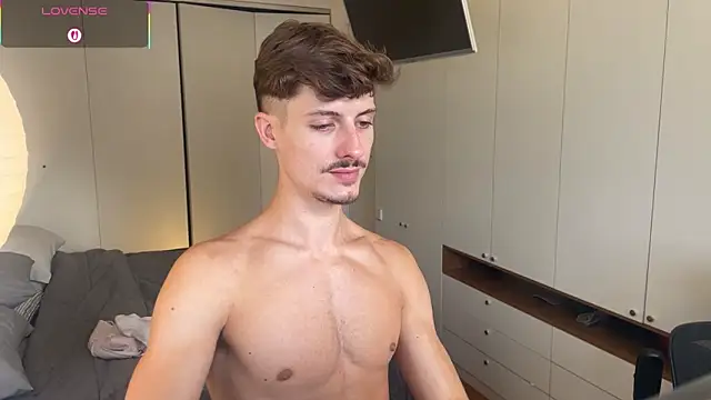 vitoraugustoxxx online show from 03/06/26, 07:21