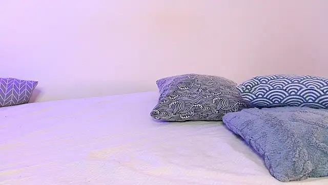 Luvtosin663 online show from 04/17/26, 03:04