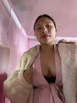 Emxinhka1 online show from 03/15/26, 09:04