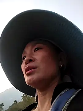 Neoone 1 online show from 04/05/26, 10:45