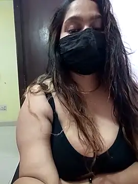 Aliya Hott online show from 03/25/26, 07:31