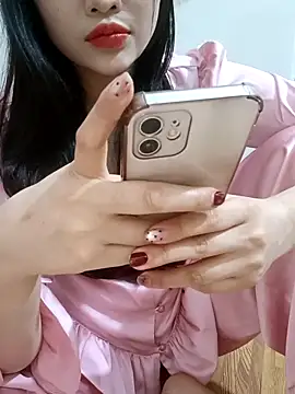 Snapshot of Moe-moex chatting on 02/25/26, 03:32 Moe-moex online show from 02/25/26, 03:32