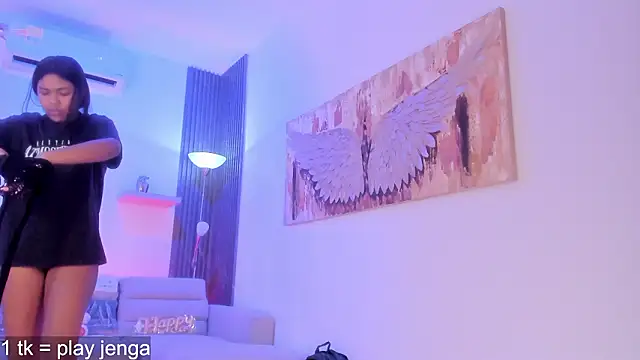 Snapshot of TAHIELA_ chatting on 02/12/26, 11:05 TAHIELA online show from 02/12/26, 11:05