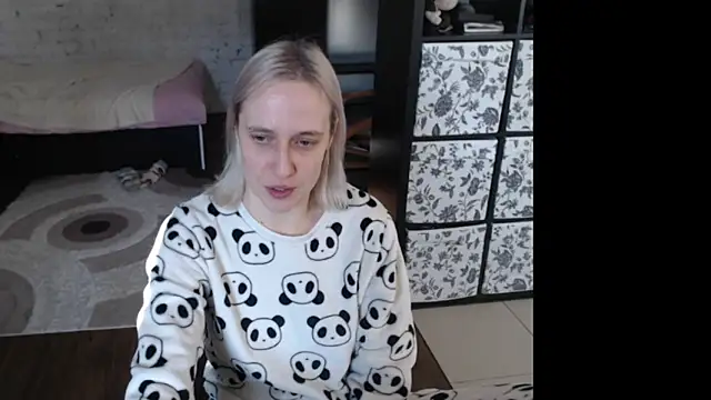 Snapshot of Your_guilty_pleasure1 chatting on 02/18/26, 09:16 Your guilty pleasure1 online show from 02/18/26, 09:16