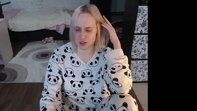 Snapshot of Your_guilty_pleasure1 chatting on 02/20/26, 12:49 Your guilty pleasure1 online show from 02/20/26, 12:49