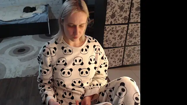 Snapshot of Your_guilty_pleasure1 chatting on 03/01/26, 06:43 Your guilty pleasure1 online show from 03/01/26, 06:43