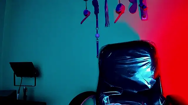 Snapshot of hazz_smith_ chatting on 02/26/26, 05:45 hazz smith online show from 02/26/26, 05:45