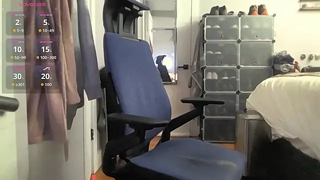 jomanf slut online show from 02/17/26, 10:12