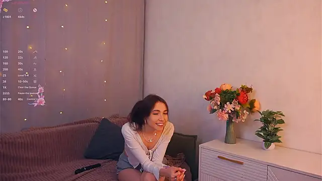 Snapshot of CarlaSpiva chatting on 02/15/26, 08:05 CarlaSpiva online show from 02/15/26, 08:05