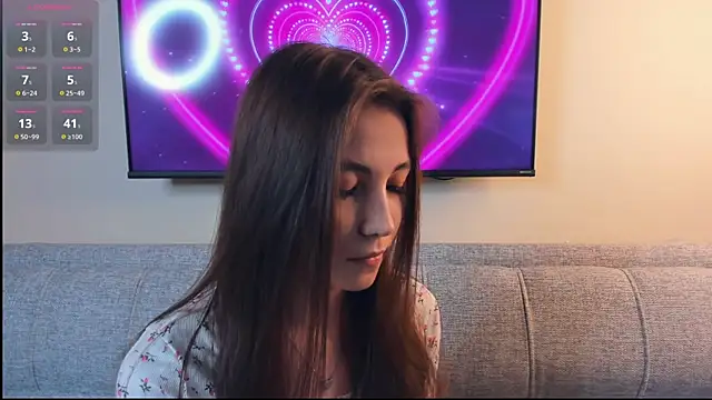 CarlaSpiva online show from 04/09/26, 09:04