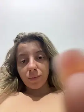 Snapshot of casal_uai chatting on 04/29/26, 11:11 casal uai online show from 04/29/26, 11:11