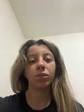 Snapshot of casal_uai chatting on 05/20/26, 09:10 casal uai online show from 05/20/26, 09:10