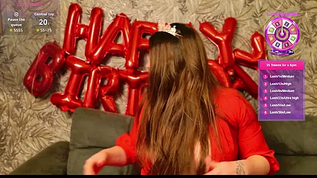 Snapshot of AliraX chatting on 02/07/26, 03:43 AliraX online show from 02/07/26, 03:43